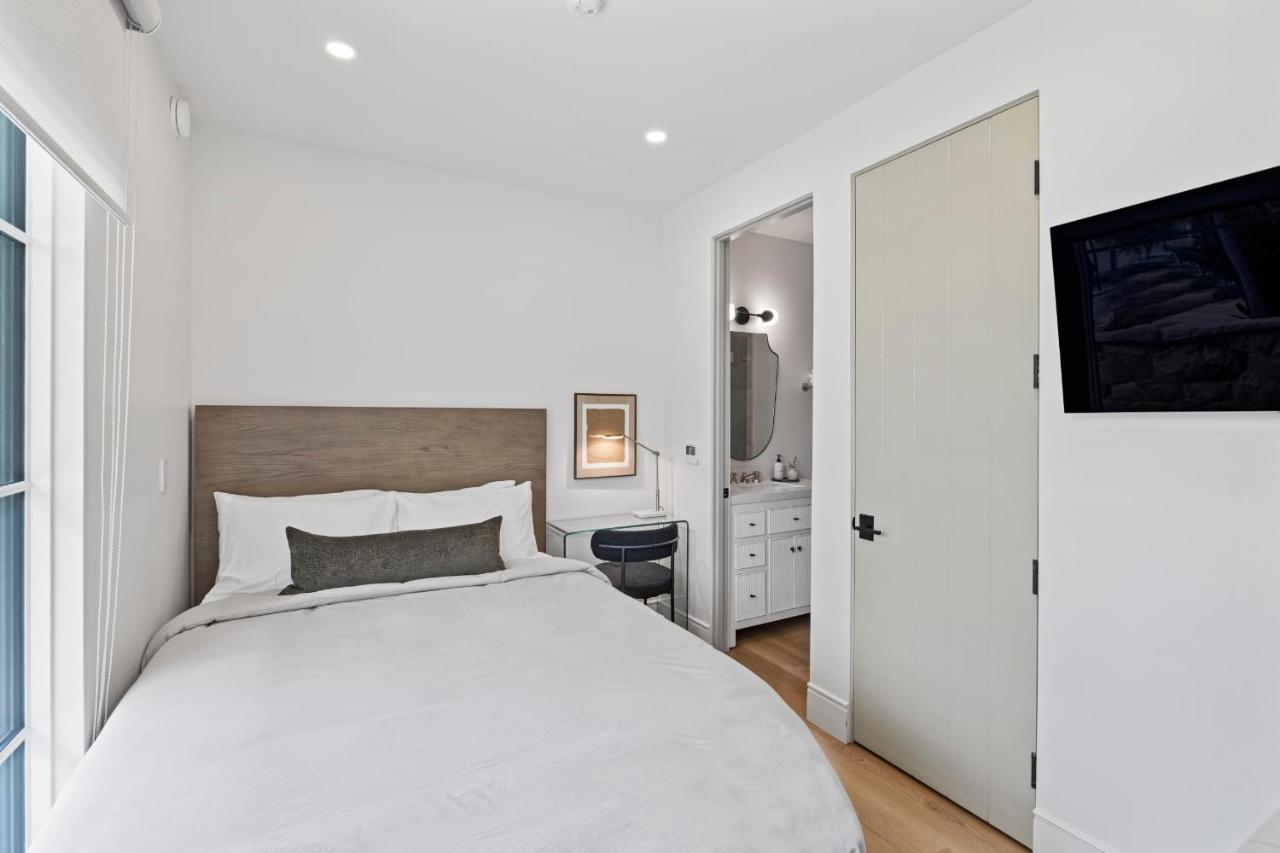 Casa Jardin - Boutique Suites In Downtown Санта-Барбара Екстер'єр фото