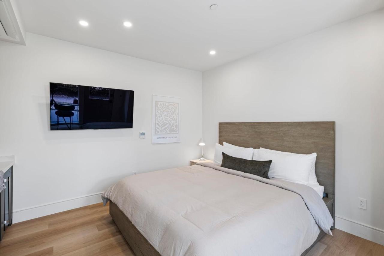 Casa Jardin - Boutique Suites In Downtown Санта-Барбара Екстер'єр фото