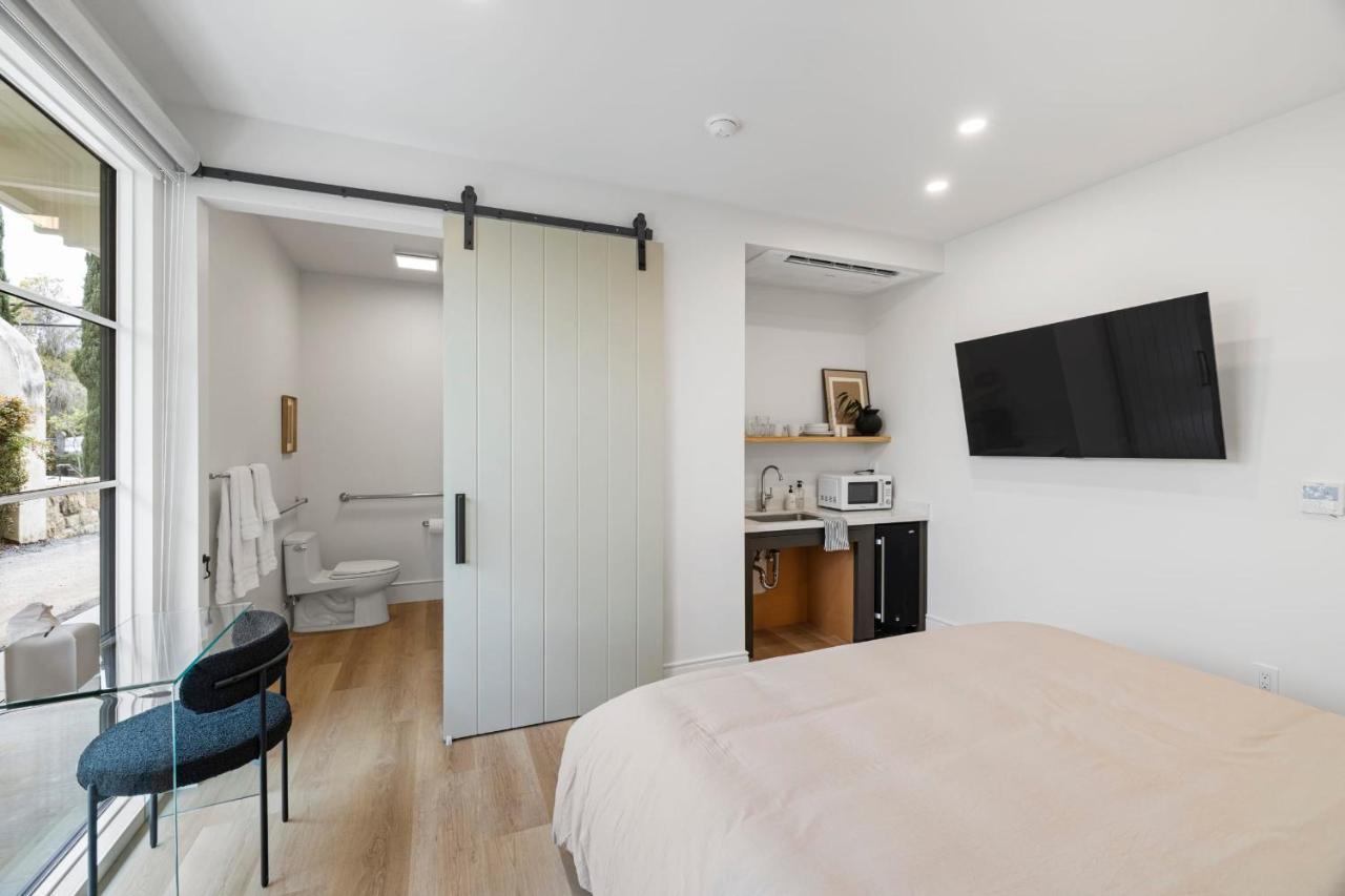 Casa Jardin - Boutique Suites In Downtown Санта-Барбара Екстер'єр фото