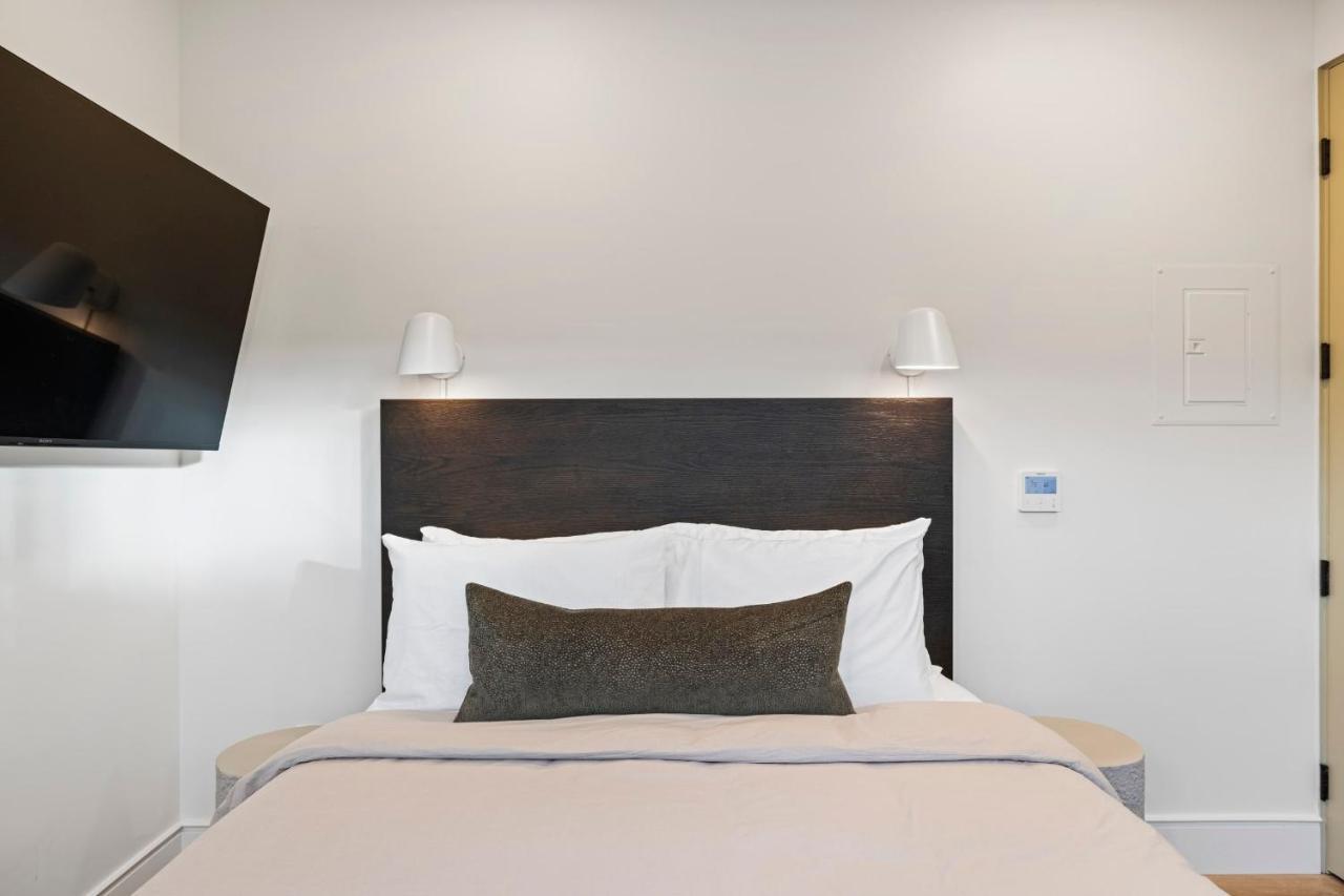 Casa Jardin - Boutique Suites In Downtown Санта-Барбара Екстер'єр фото