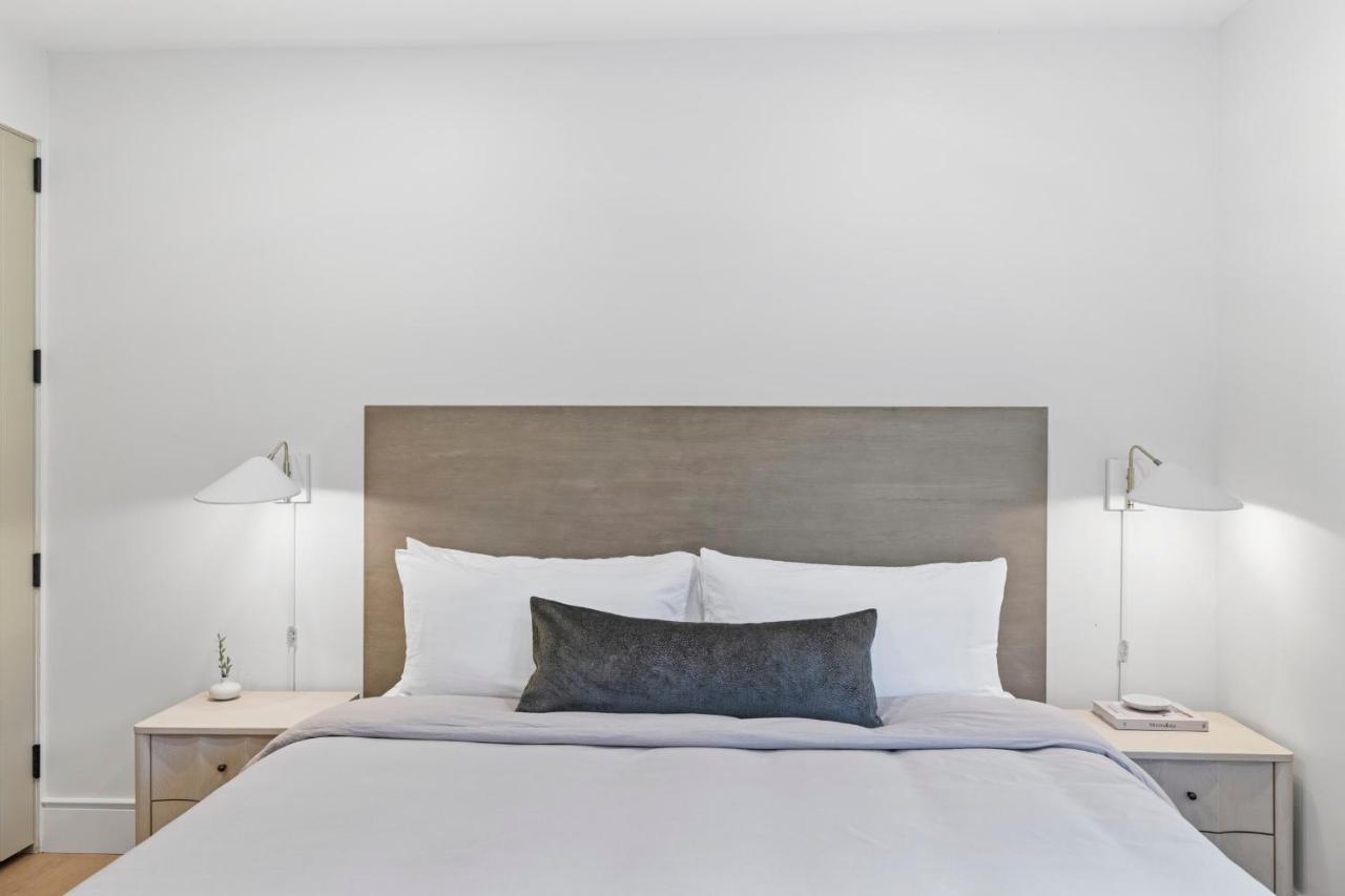 Casa Jardin - Boutique Suites In Downtown Санта-Барбара Екстер'єр фото
